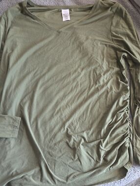 Sz XL Maternity Time and Tru Olive Green V-Neck Long Sleeve Shirt